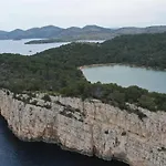 Апартаменты Stone House Buljanovic Сали