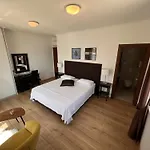 Stone House Buljanovic * Сали