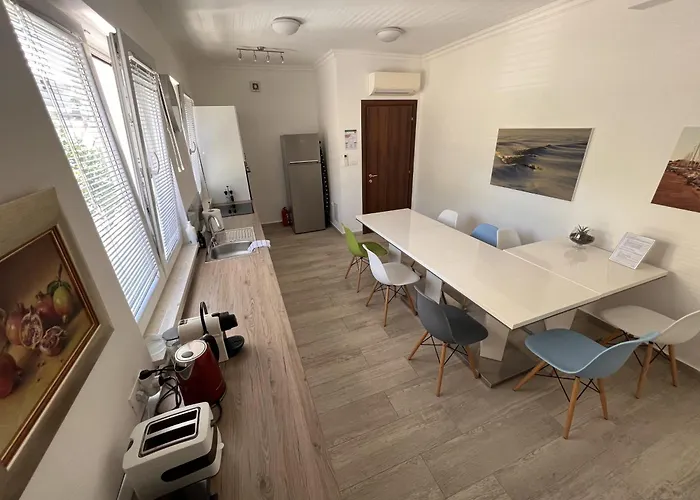 Stone House Buljanovic * 살리