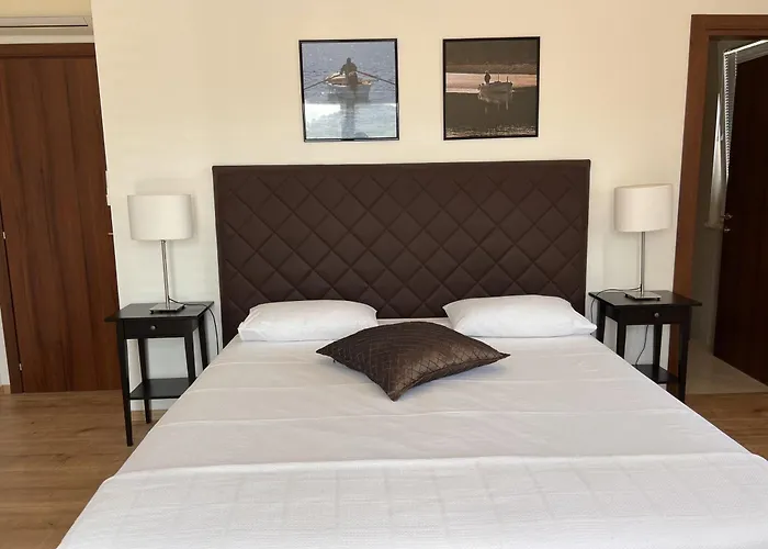 Stone House Buljanovic 살리