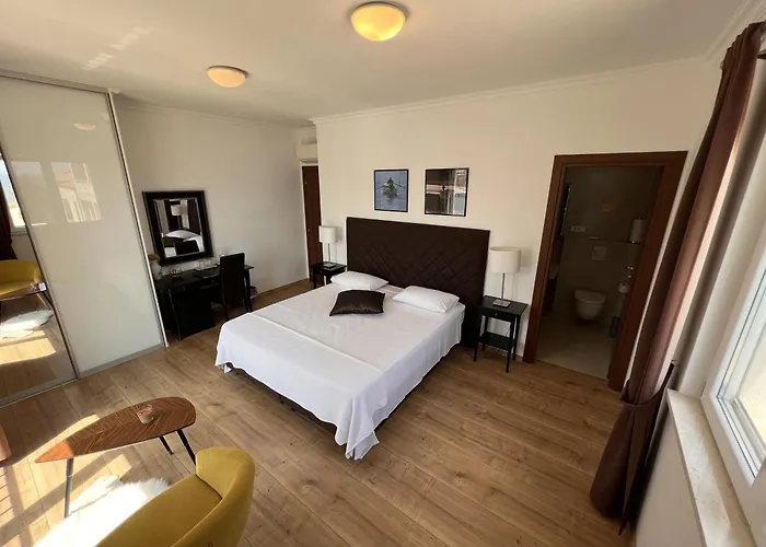 Stone House Buljanovic * 살리