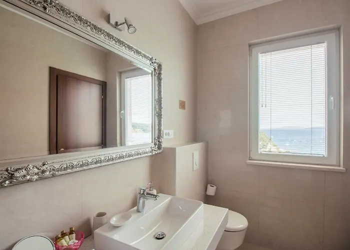 Διαμέρισμα Stone House Buljanovic Sali